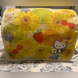 Vintage Hello Kitty messenger bag.